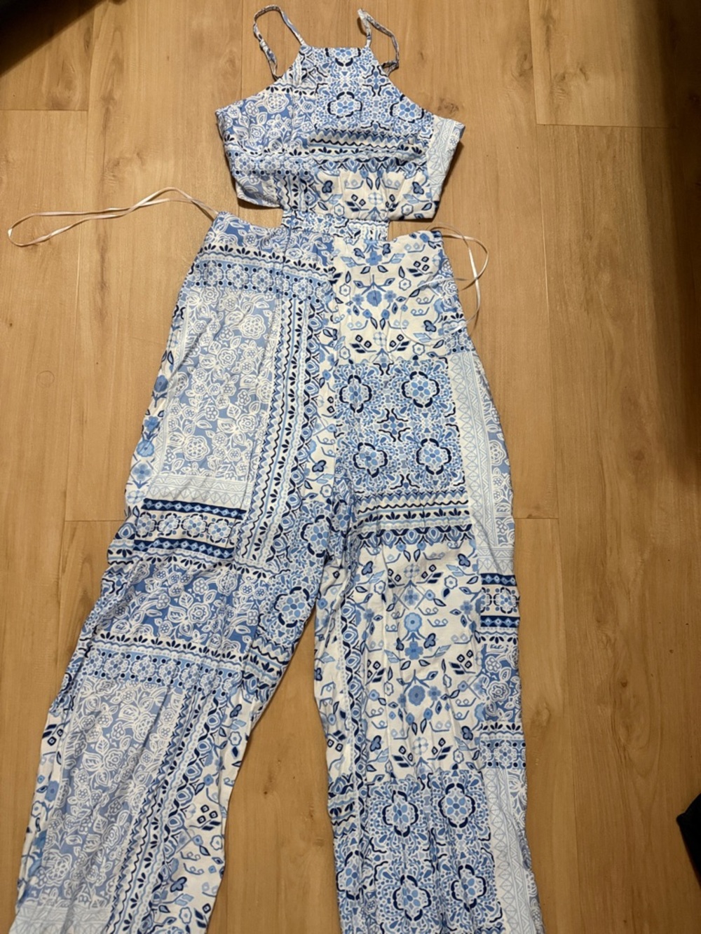 En Creme Blue & White Patchwork Halter Jumpsuit